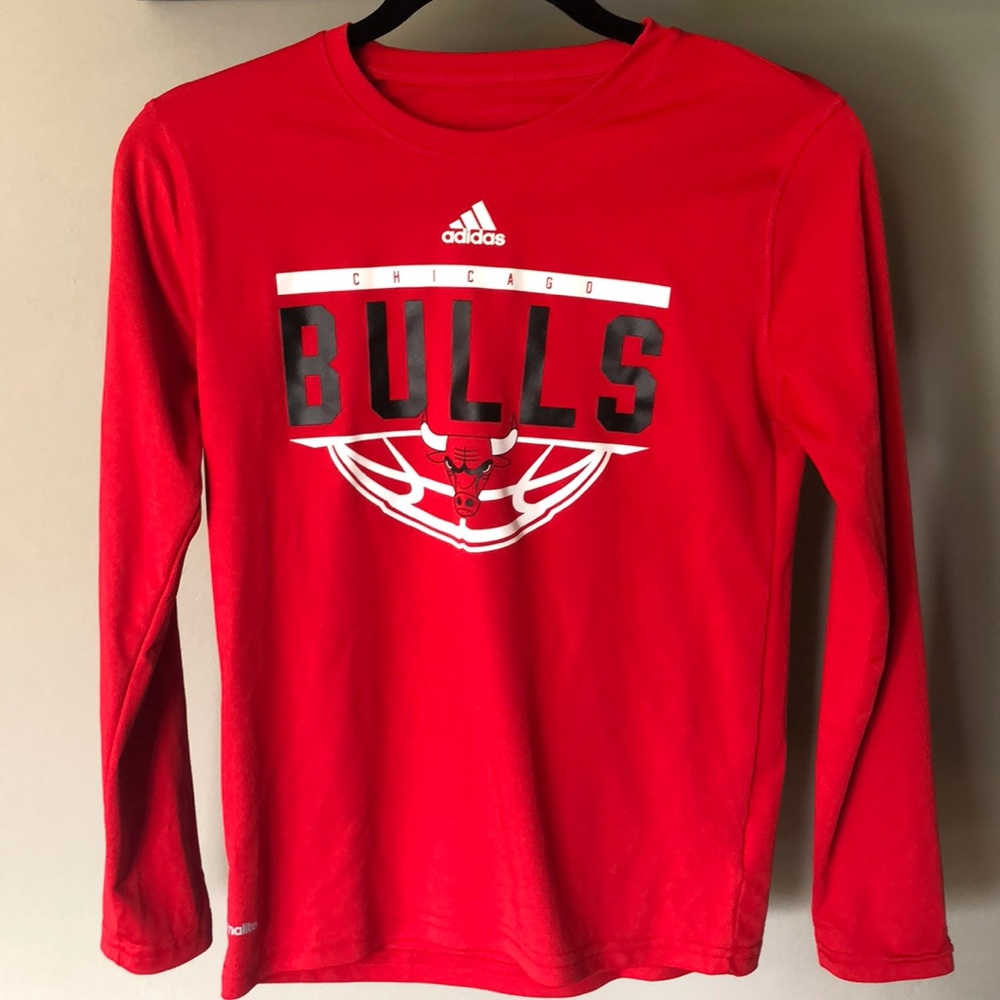 Chicago bulls long-sleeved